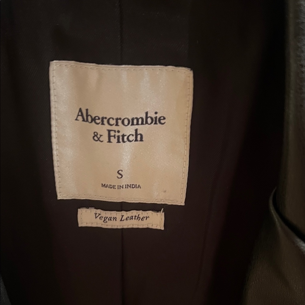 Abercrombie and Fitch Vegan Leather Women's Black Trench Jacket - Picture 3 of 3